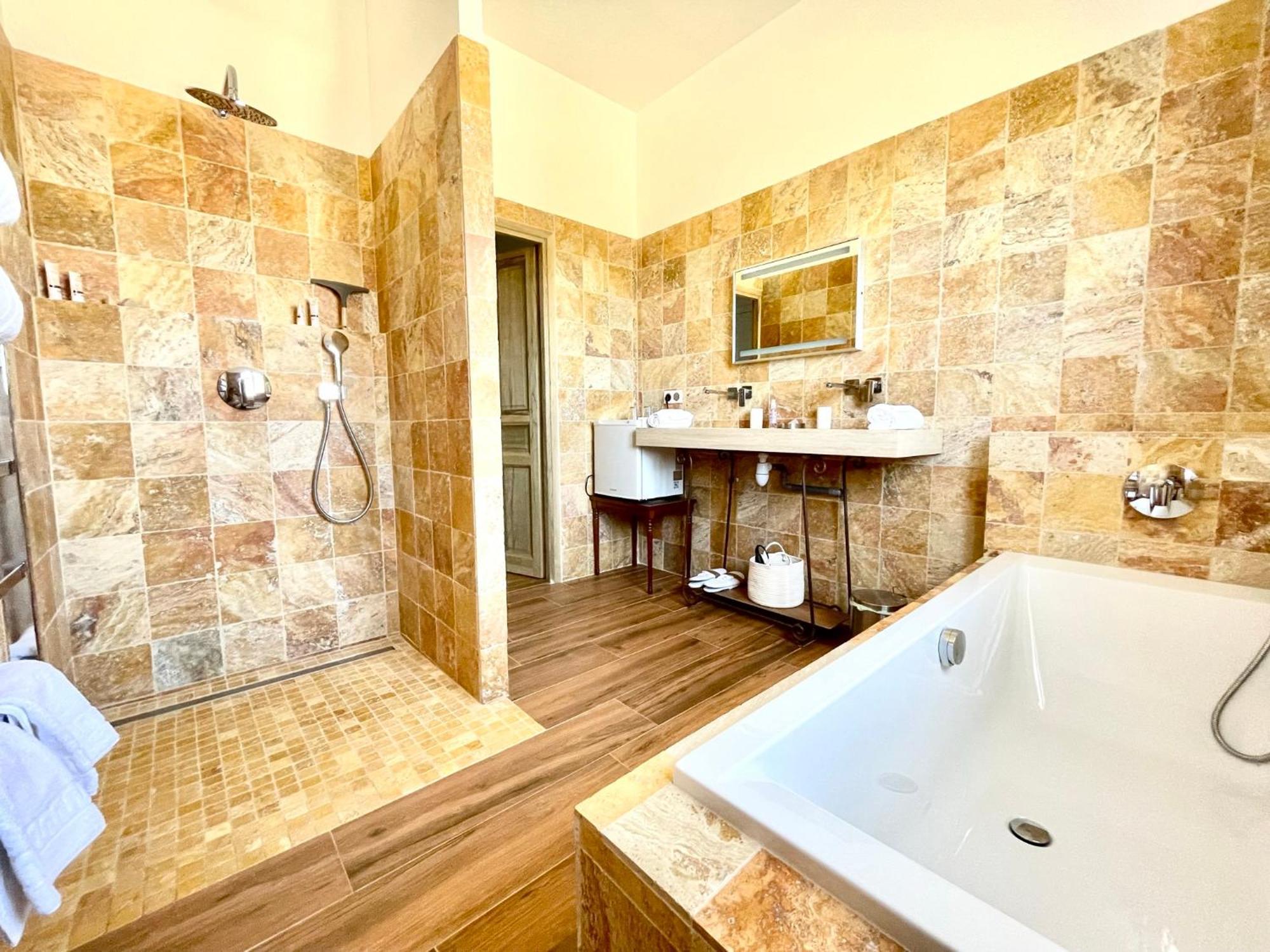 La Soleillade Aixoise Bed & Breakfast Aix-en-Provence Room photo